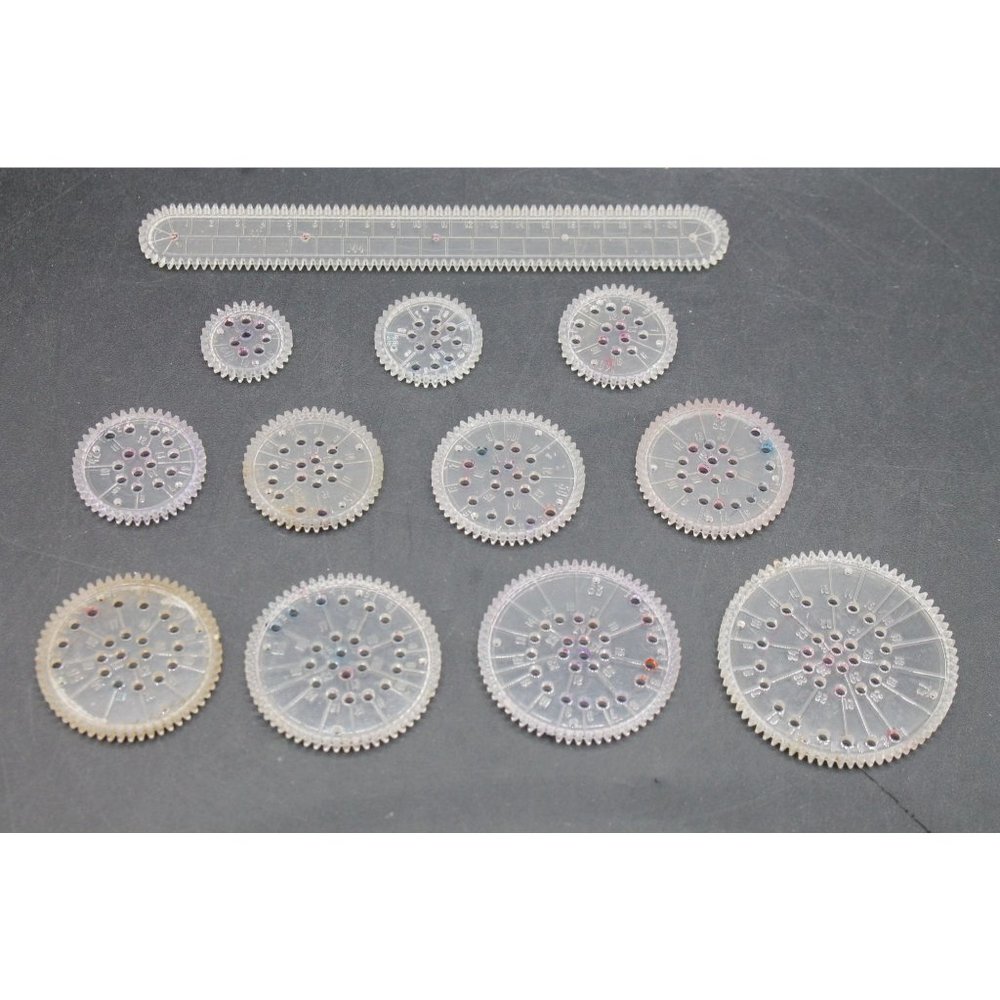 Lot of 12 Vintage Kenner Spirograph 1967 Replacement Wheel Gear Ring Parts